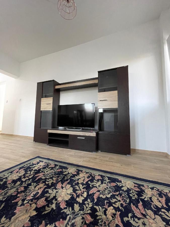 Entire Spacious With Free Parking *